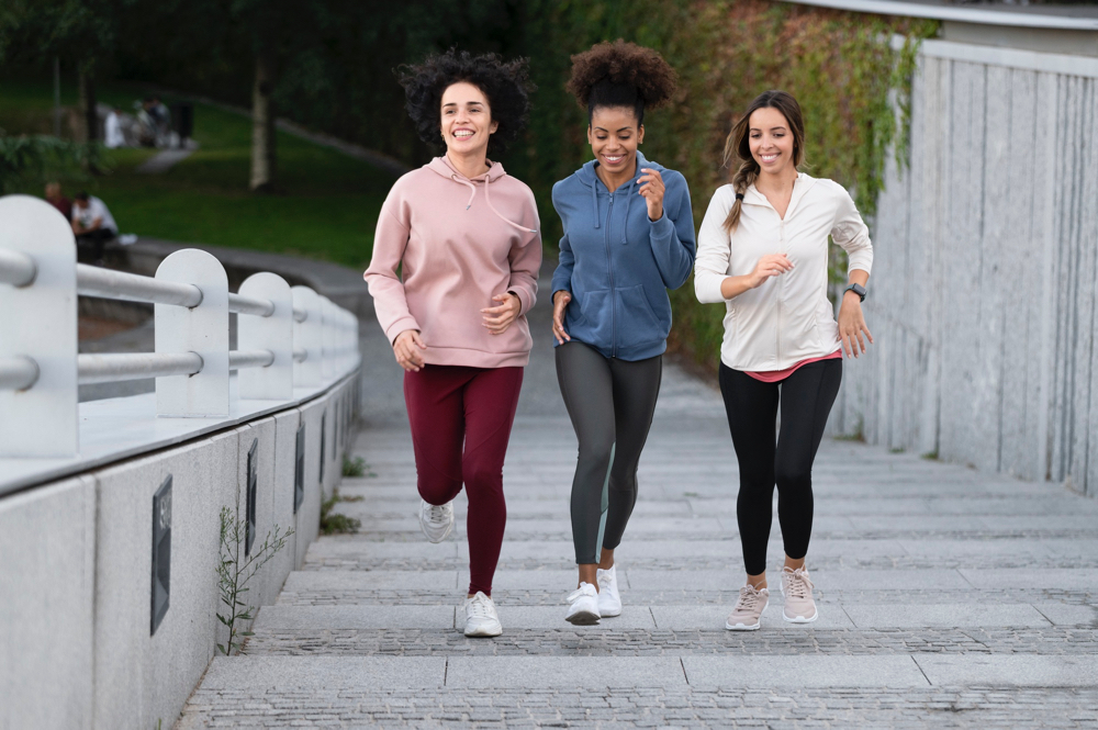 Meglio camminare o correre per stare bene?